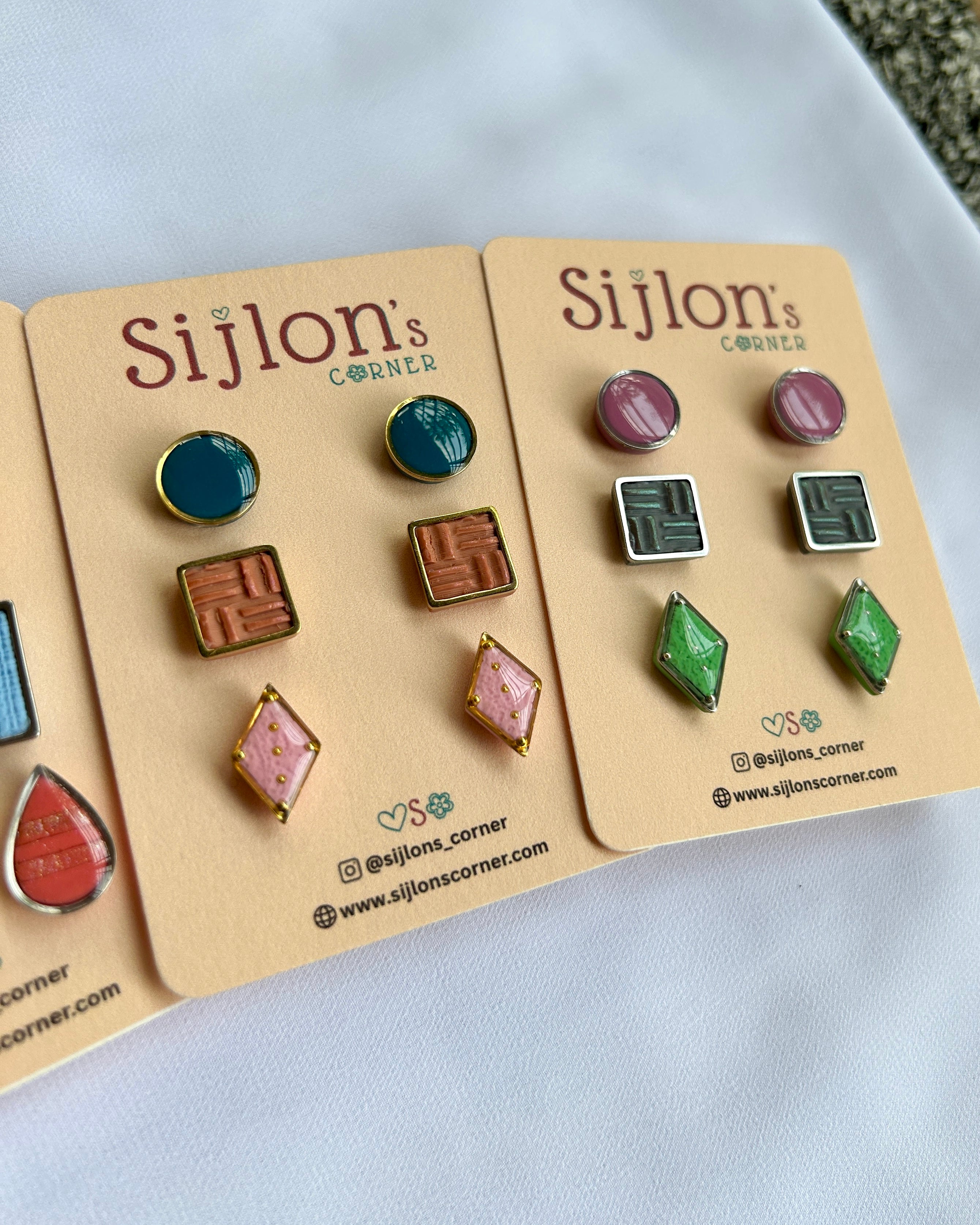 Go-To-Mini-Studs-2